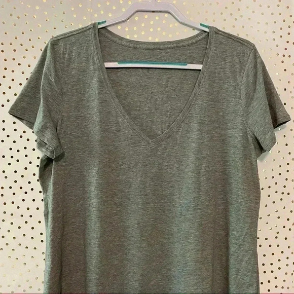 Lululemon Grey Top - Picture 3 of 7